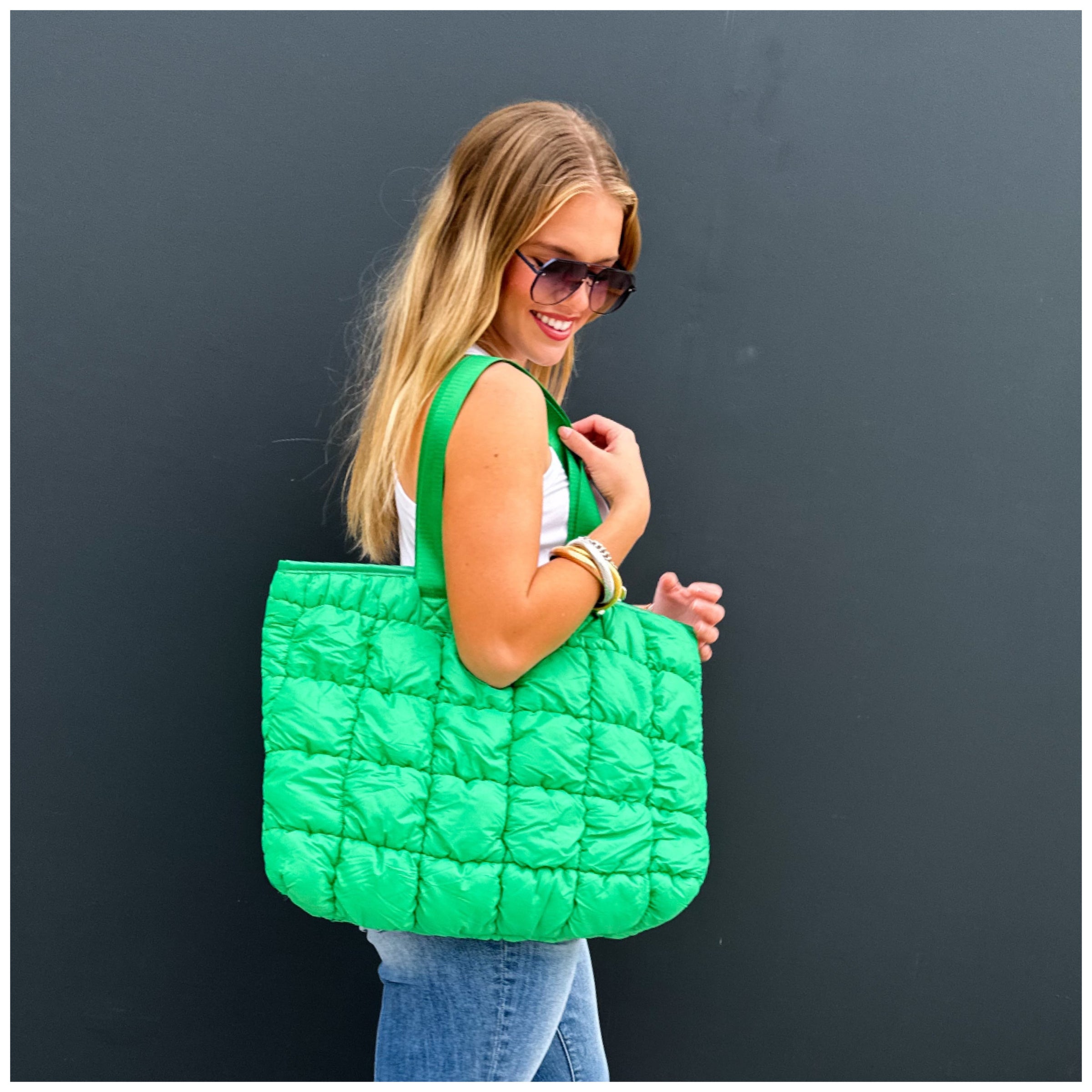 Grinch Puffer Bag