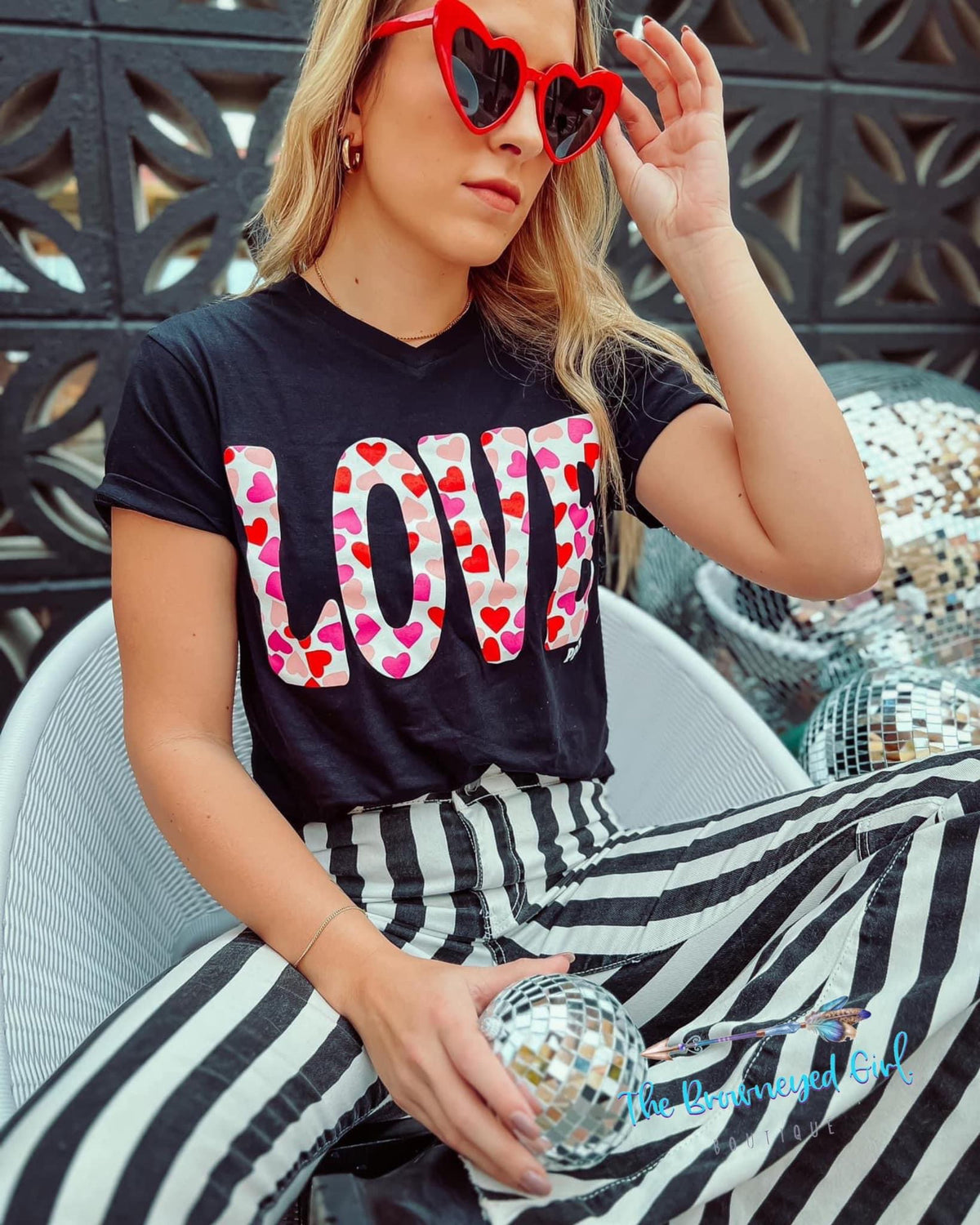 Love Is In The Air V-neck Heart Tee | TheBrownEyedGirl Boutique