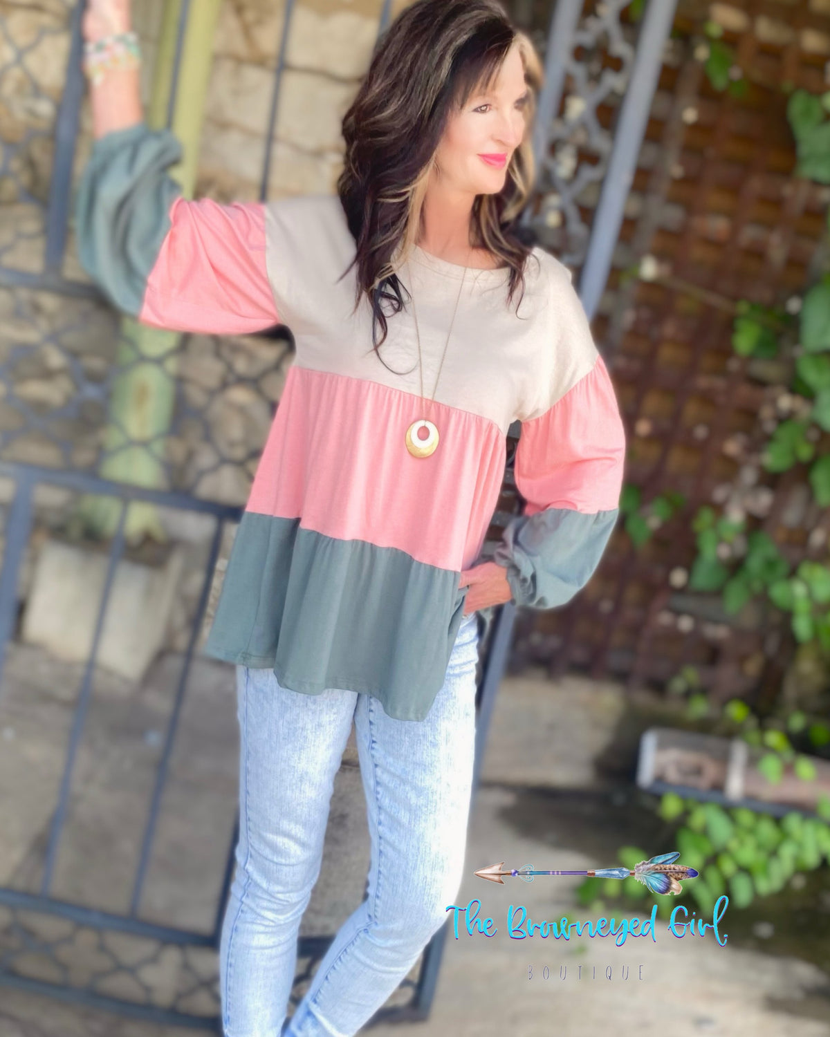 Hana Ruffle Bubble Sleeve Top