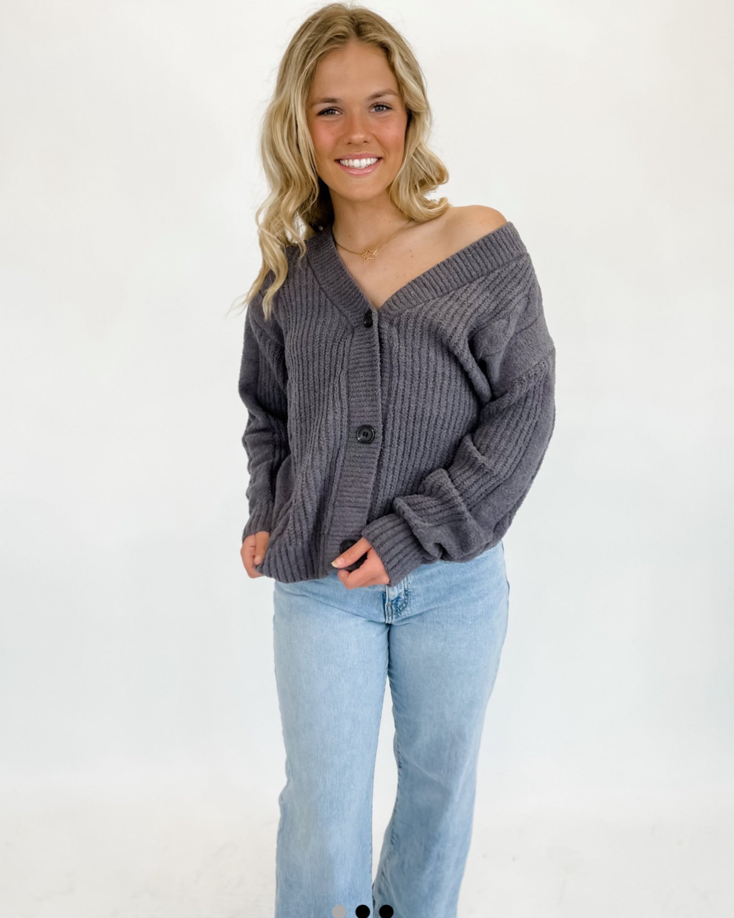 Victoria Sweater Vest | TheBrownEyedGirl Boutique