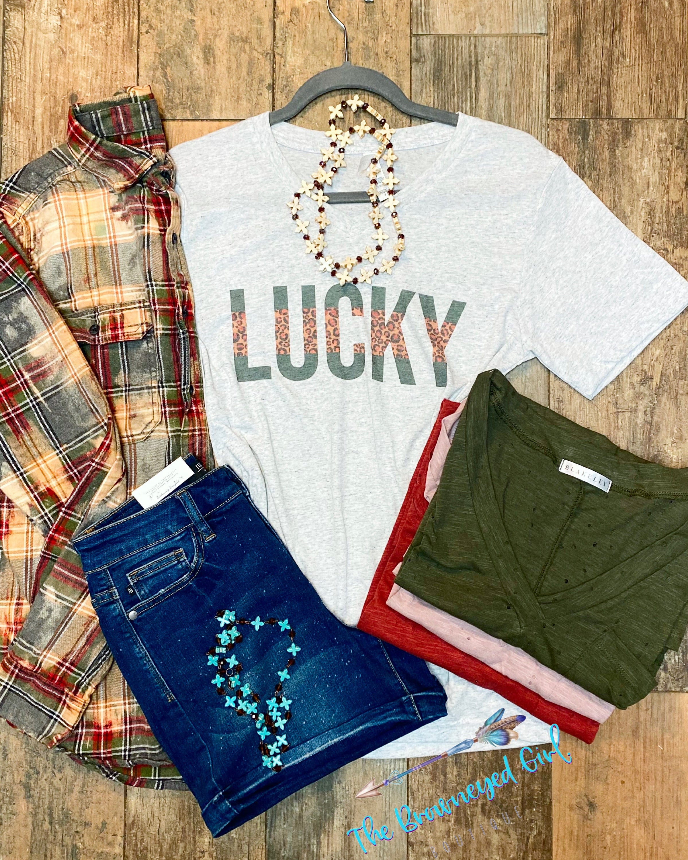 Lucky Leopard V-neck  Graphic Tee | TheBrownEyedGirl Boutique