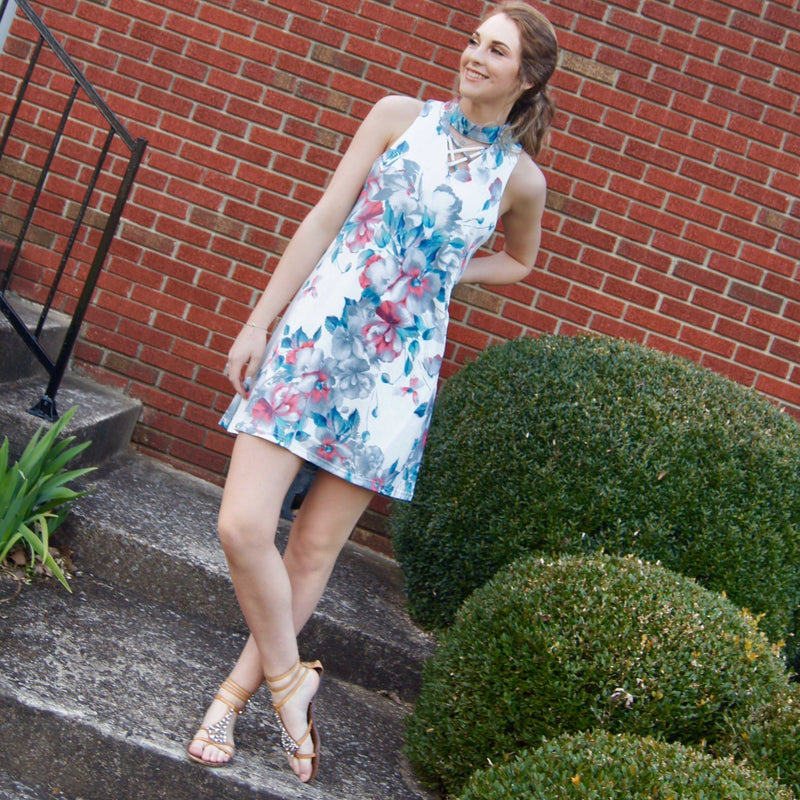 Falling In Love Floral Dress - TheBrownEyedGirl Boutique